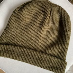 Brand New Never Worn Urban Outfitters Beanie